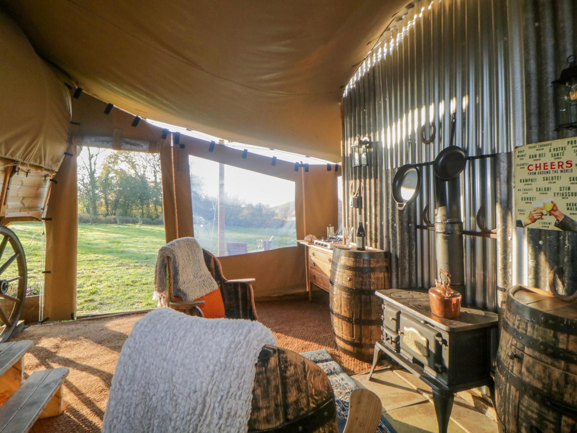 The Wagon At Burrow Hill Holiday home Ottery St Mary